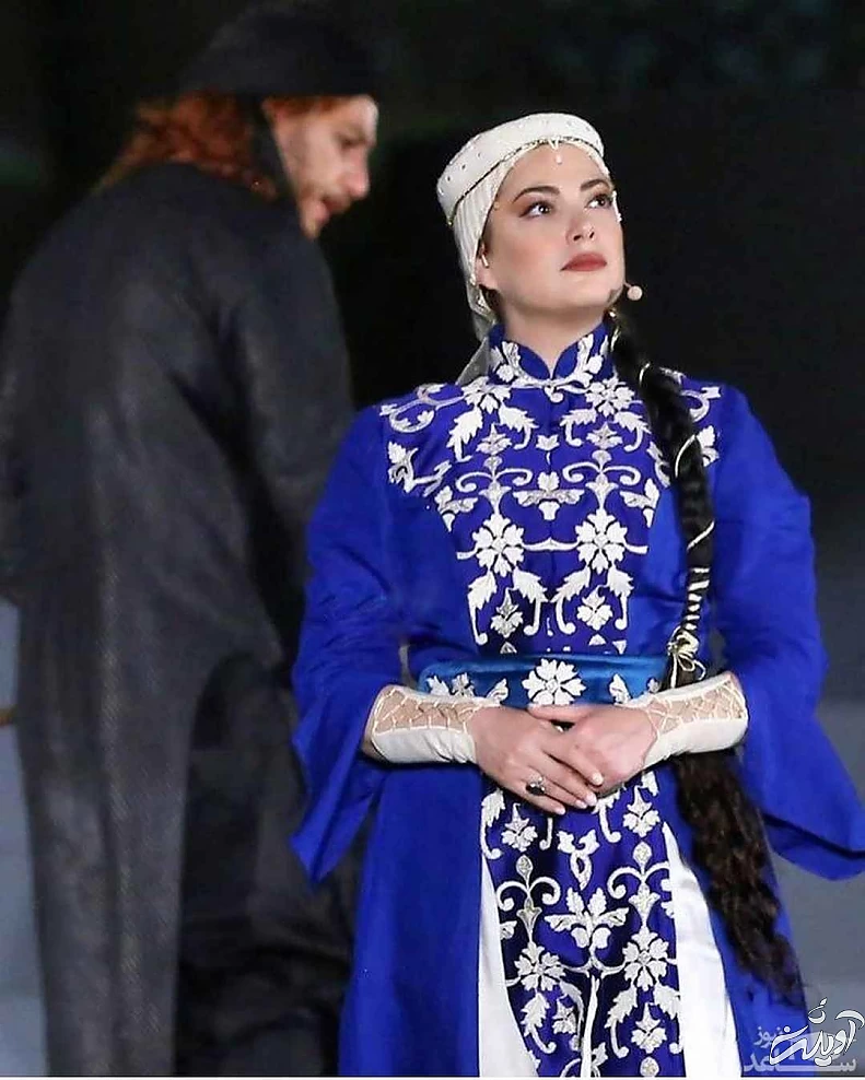 انتشار تصاویر طناز طباطبایی در تئاتر سی صد در اینستاگرام